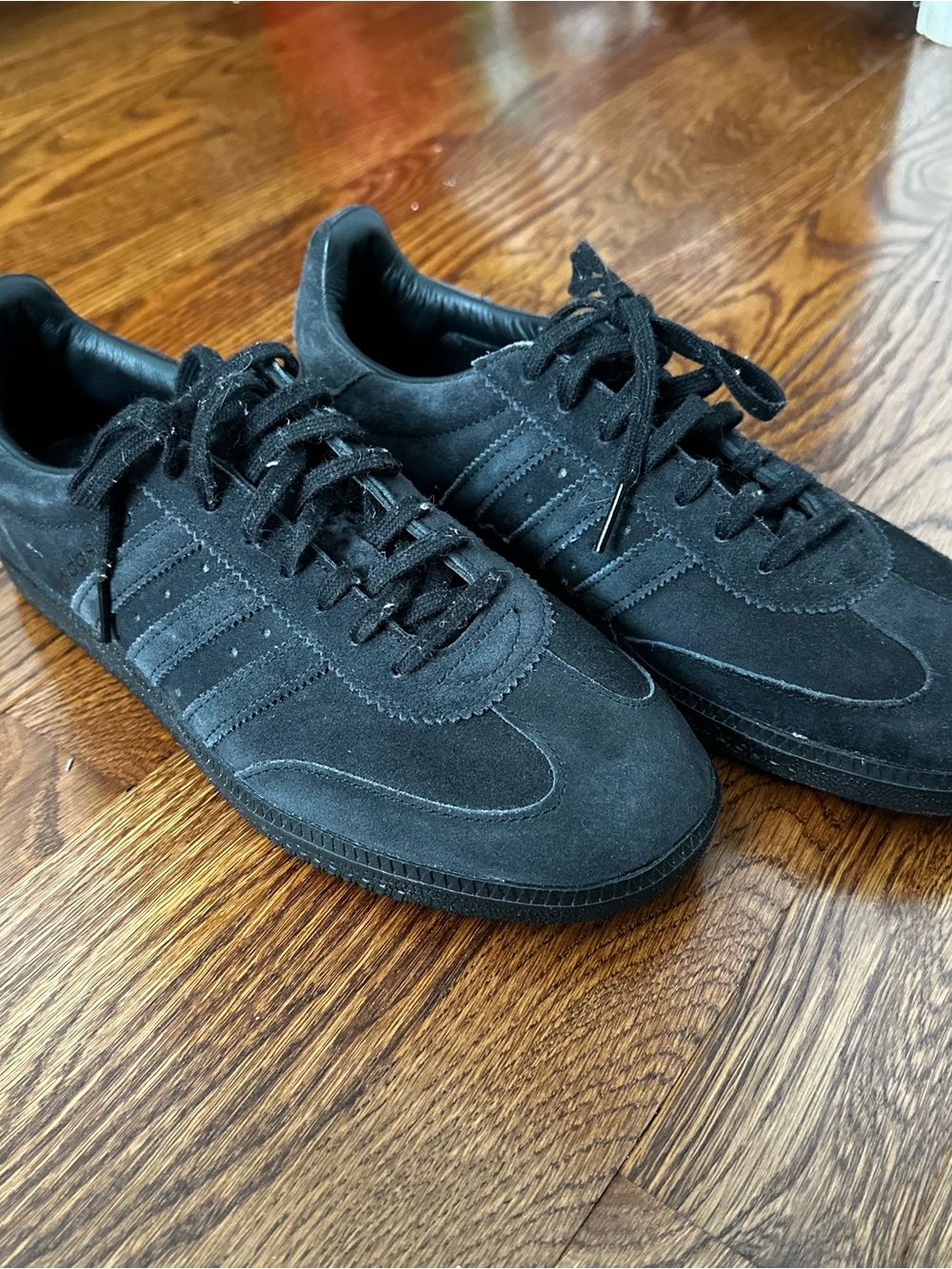NWOT All Black Suede Men's Adidas SneakerS